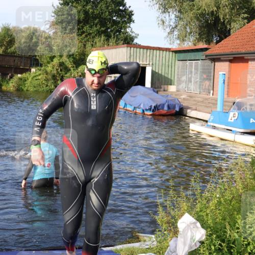 31.08.2025 - Elbe Triathlon Hamburg Luisa Fischer http://msf.ph/oto/8675381 31.08.2025 08:56:44 Schwimmen 545 meine-sportfotos.de