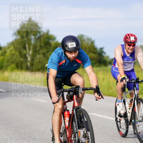 31.08.2025 - Elbe Triathlon Hamburg Michael Burmester http://msf.ph/oto/8675393 31.08.2025 10:19:36 Radfahren 760, 794, 915, 932 meine-sportfotos.de