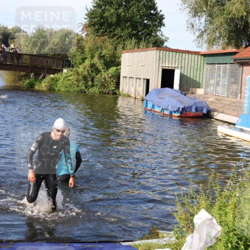 31.08.2025 - Elbe Triathlon Hamburg Luisa Fischer http://msf.ph/oto/8675394 31.08.2025 08:56:52 Schwimmen 440 meine-sportfotos.de