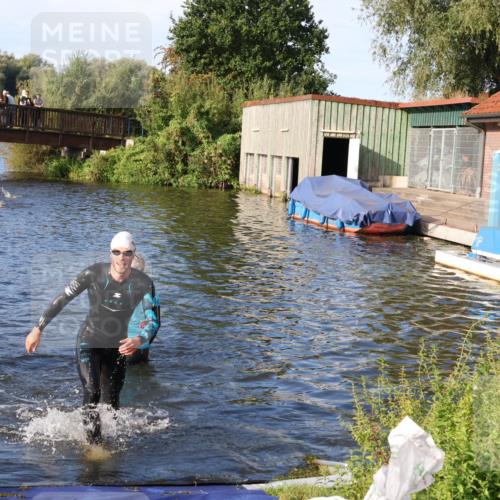 31.08.2025 - Elbe Triathlon Hamburg Luisa Fischer http://msf.ph/oto/8675395 31.08.2025 08:56:53 Schwimmen 440 meine-sportfotos.de