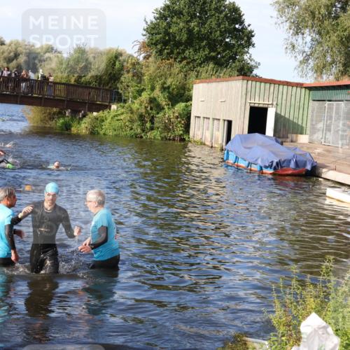 31.08.2025 - Elbe Triathlon Hamburg Luisa Fischer http://msf.ph/oto/8675416 31.08.2025 08:57:08 Schwimmen 458 meine-sportfotos.de
