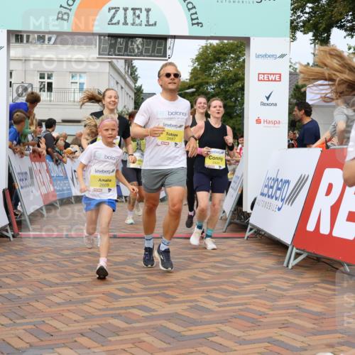31.08.2025 - 21. Blankeneser Heldenlauf Strokosch-Dieckow http://msf.ph/oto/8675433 31.08.2025 10:34:40 Ziel 2110, 2244, 2021, 2424, 2668, 2669, 2667, 2298, 2349, 2350, 2090, 2083 meine-sportfotos.de