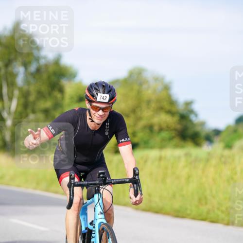 31.08.2025 - Elbe Triathlon Hamburg Michael Burmester http://msf.ph/oto/8675446 31.08.2025 10:19:57 Radfahren 609, 742, 795, 807, 903, 921 meine-sportfotos.de