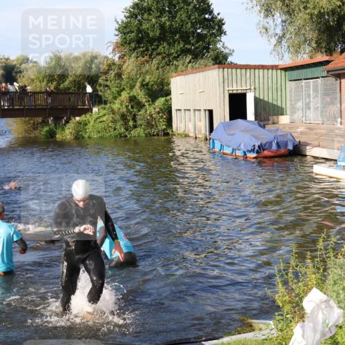 31.08.2025 - Elbe Triathlon Hamburg Luisa Fischer http://msf.ph/oto/8675460 31.08.2025 08:57:23 Schwimmen 462, 505, 516, 542 meine-sportfotos.de