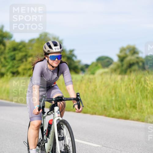 31.08.2025 - Elbe Triathlon Hamburg Michael Burmester http://msf.ph/oto/8675477 31.08.2025 10:20:05 Radfahren 577, 781, 816 meine-sportfotos.de