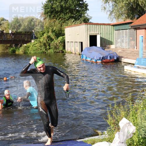 31.08.2025 - Elbe Triathlon Hamburg Luisa Fischer http://msf.ph/oto/8675485 31.08.2025 08:57:28 Schwimmen 462, 505, 516, 532 meine-sportfotos.de