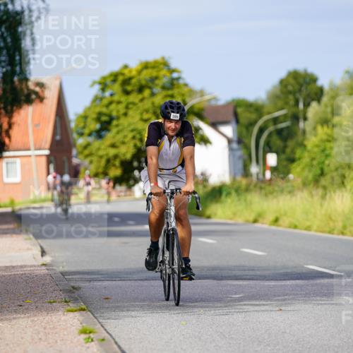 31.08.2025 - Elbe Triathlon Hamburg Michael Burmester http://msf.ph/oto/8675500 31.08.2025 10:20:14 Radfahren 599 meine-sportfotos.de