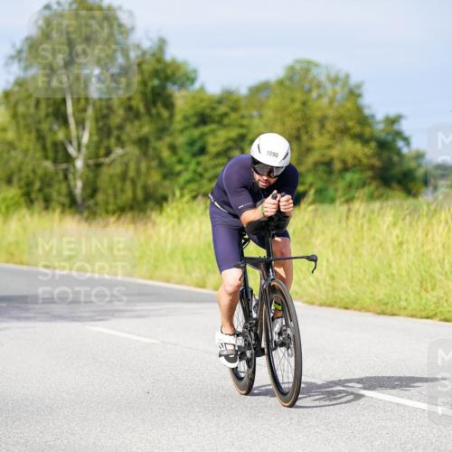 31.08.2025 - Elbe Triathlon Hamburg Michael Burmester http://msf.ph/oto/8675576 31.08.2025 10:20:37 Radfahren 508, 920, 1090 meine-sportfotos.de