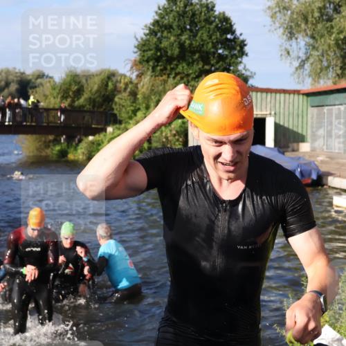 31.08.2025 - Elbe Triathlon Hamburg Luisa Fischer http://msf.ph/oto/8675630 31.08.2025 08:58:46 Schwimmen 386, 425, 436, 464, 470, 512, 523, 529, 553 meine-sportfotos.de