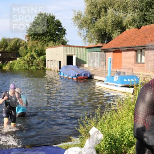 31.08.2025 - Elbe Triathlon Hamburg Luisa Fischer http://msf.ph/oto/8675648 31.08.2025 08:58:56 Schwimmen 386, 429, 435, 470, 512, 523, 548 meine-sportfotos.de
