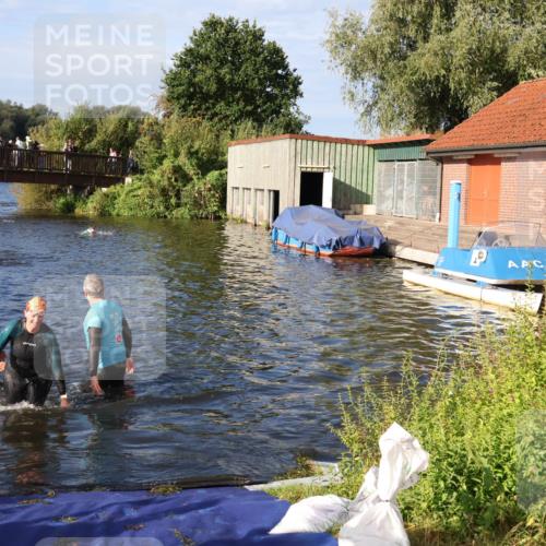 31.08.2025 - Elbe Triathlon Hamburg Luisa Fischer http://msf.ph/oto/8675654 31.08.2025 08:59:27 Schwimmen 322 meine-sportfotos.de