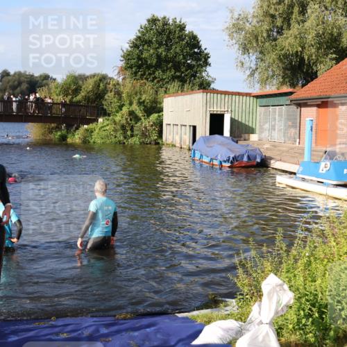 31.08.2025 - Elbe Triathlon Hamburg Luisa Fischer http://msf.ph/oto/8675672 31.08.2025 08:59:30 Schwimmen 322 meine-sportfotos.de