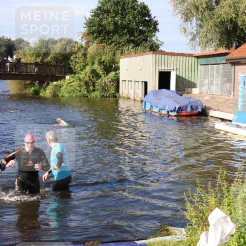 31.08.2025 - Elbe Triathlon Hamburg Luisa Fischer http://msf.ph/oto/8675687 31.08.2025 08:59:45 Schwimmen 453 meine-sportfotos.de