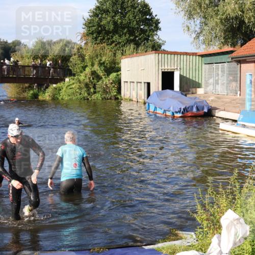 31.08.2025 - Elbe Triathlon Hamburg Luisa Fischer http://msf.ph/oto/8675706 31.08.2025 08:59:54 Schwimmen 445 meine-sportfotos.de