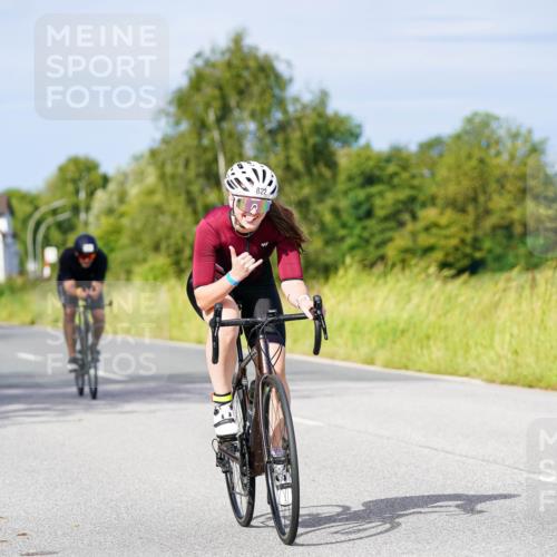 31.08.2025 - Elbe Triathlon Hamburg Michael Burmester http://msf.ph/oto/8675758 31.08.2025 10:21:25 Radfahren 687, 744, 790, 822, 1034 meine-sportfotos.de