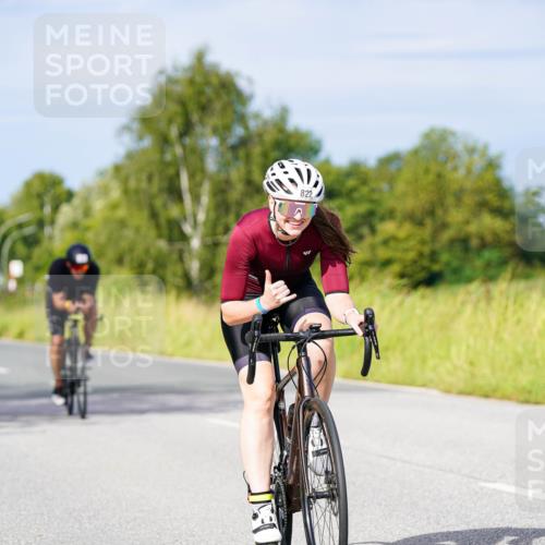 31.08.2025 - Elbe Triathlon Hamburg Michael Burmester http://msf.ph/oto/8675762 31.08.2025 10:21:25 Radfahren 687, 744, 790, 822, 1034 meine-sportfotos.de