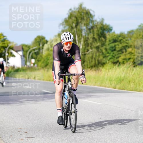 31.08.2025 - Elbe Triathlon Hamburg Michael Burmester http://msf.ph/oto/8675802 31.08.2025 10:21:36 Radfahren 736, 766, 788, 907, 933, 957, 960, 986 meine-sportfotos.de