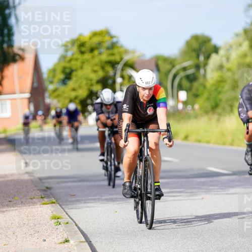 31.08.2025 - Elbe Triathlon Hamburg Michael Burmester http://msf.ph/oto/8675815 31.08.2025 10:21:40 Radfahren 736, 764, 766, 788, 895, 900, 907, 933, 986 meine-sportfotos.de