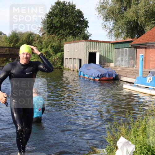 31.08.2025 - Elbe Triathlon Hamburg Luisa Fischer http://msf.ph/oto/8675817 31.08.2025 09:00:58 Schwimmen 414, 514 meine-sportfotos.de