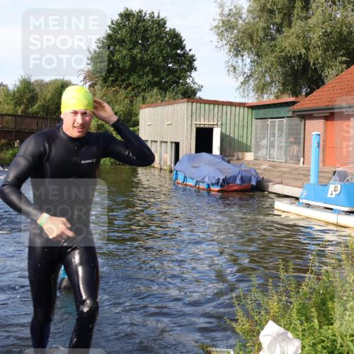 31.08.2025 - Elbe Triathlon Hamburg Luisa Fischer http://msf.ph/oto/8675820 31.08.2025 09:00:58 Schwimmen 414, 514 meine-sportfotos.de
