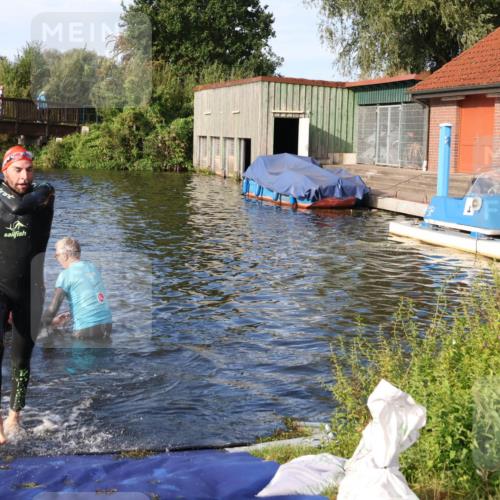 31.08.2025 - Elbe Triathlon Hamburg Luisa Fischer http://msf.ph/oto/8675836 31.08.2025 09:01:07 Schwimmen 471, 514 meine-sportfotos.de