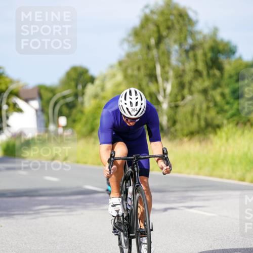 31.08.2025 - Elbe Triathlon Hamburg Michael Burmester http://msf.ph/oto/8675847 31.08.2025 10:21:45 Radfahren 764, 766, 788, 895, 900, 1001 meine-sportfotos.de
