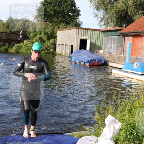 31.08.2025 - Elbe Triathlon Hamburg Luisa Fischer http://msf.ph/oto/8675848 31.08.2025 09:01:11 Schwimmen 471, 514 meine-sportfotos.de