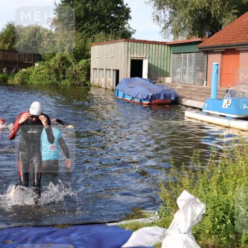 31.08.2025 - Elbe Triathlon Hamburg Luisa Fischer http://msf.ph/oto/8675866 31.08.2025 09:01:32 Schwimmen 502, 533 meine-sportfotos.de