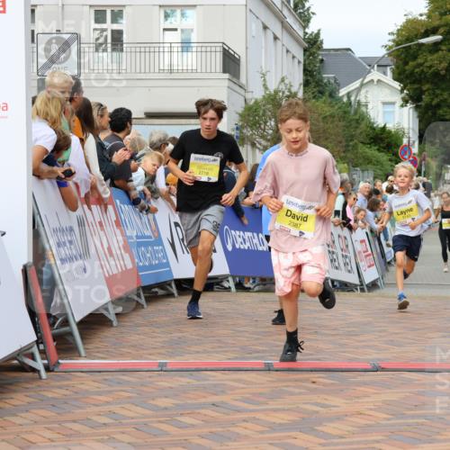 31.08.2025 - 21. Blankeneser Heldenlauf Strokosch-Dieckow http://msf.ph/oto/8675876 31.08.2025 10:28:52 Ziel 2060, 2346, 2718, 2719, 2143, 2387 meine-sportfotos.de