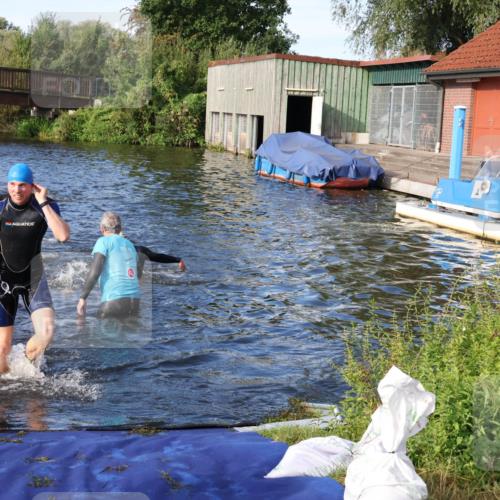 31.08.2025 - Elbe Triathlon Hamburg Luisa Fischer http://msf.ph/oto/8675882 31.08.2025 09:01:38 Schwimmen 431, 533, 534 meine-sportfotos.de