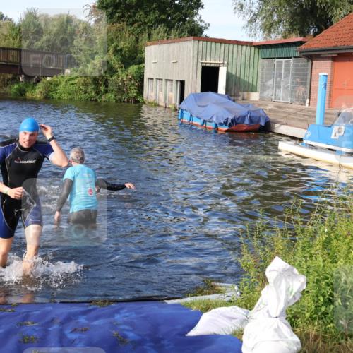 31.08.2025 - Elbe Triathlon Hamburg Luisa Fischer http://msf.ph/oto/8675884 31.08.2025 09:01:38 Schwimmen 431, 533, 534 meine-sportfotos.de
