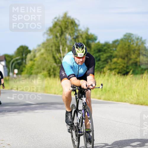 31.08.2025 - Elbe Triathlon Hamburg Michael Burmester http://msf.ph/oto/8675898 31.08.2025 10:21:57 Radfahren 654, 769, 796, 810, 814, 842, 844, 849, 953, 1024, 1030, 1101 meine-sportfotos.de