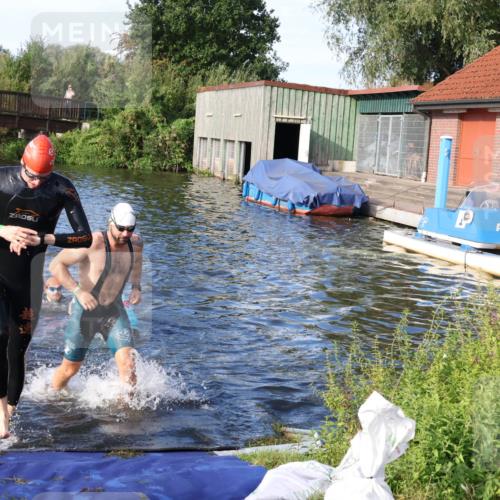 31.08.2025 - Elbe Triathlon Hamburg Luisa Fischer http://msf.ph/oto/8675917 31.08.2025 09:01:52 Schwimmen 421, 434, 444, 519 meine-sportfotos.de
