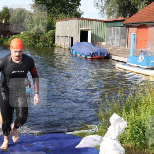 31.08.2025 - Elbe Triathlon Hamburg Luisa Fischer http://msf.ph/oto/8675935 31.08.2025 09:01:59 Schwimmen 434, 469, 507, 519 meine-sportfotos.de
