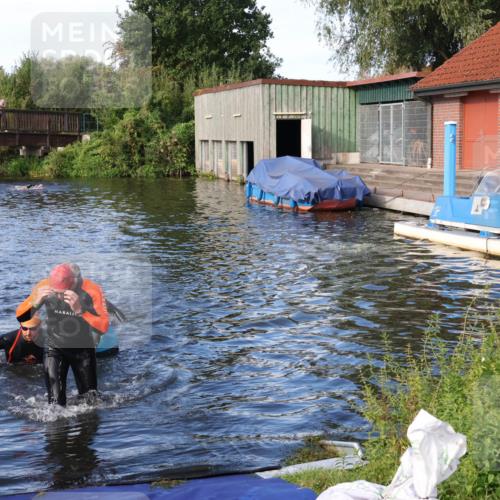 31.08.2025 - Elbe Triathlon Hamburg Luisa Fischer http://msf.ph/oto/8676002 31.08.2025 09:02:58 Schwimmen 480, 493, 496 meine-sportfotos.de