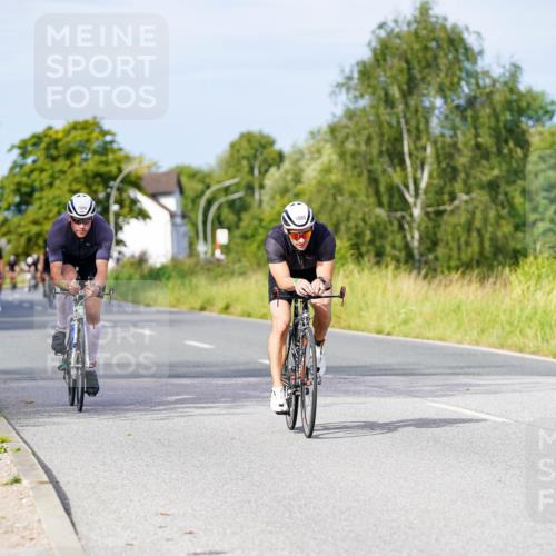 31.08.2025 - Elbe Triathlon Hamburg Michael Burmester http://msf.ph/oto/8676015 31.08.2025 10:22:23 Radfahren 974, 983, 1009, 1052, 1085 meine-sportfotos.de
