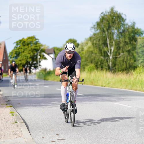 31.08.2025 - Elbe Triathlon Hamburg Michael Burmester http://msf.ph/oto/8676022 31.08.2025 10:22:24 Radfahren 983, 1009, 1052, 1085 meine-sportfotos.de