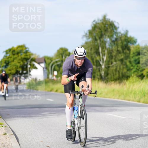 31.08.2025 - Elbe Triathlon Hamburg Michael Burmester http://msf.ph/oto/8676027 31.08.2025 10:22:25 Radfahren 832, 899, 983, 1009, 1051, 1052, 1085 meine-sportfotos.de