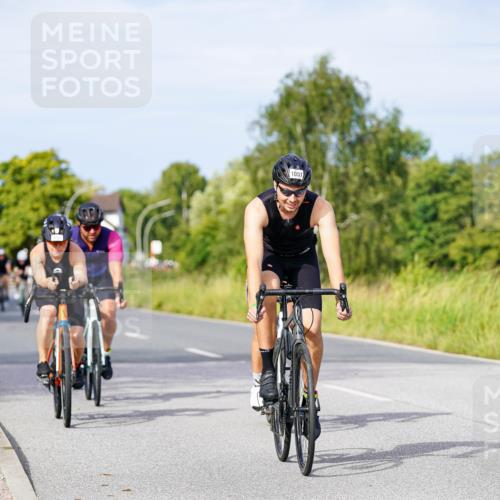 31.08.2025 - Elbe Triathlon Hamburg Michael Burmester http://msf.ph/oto/8676057 31.08.2025 10:22:31 Radfahren 612, 832, 879, 899, 939, 983, 984, 998, 1051, 1052 meine-sportfotos.de