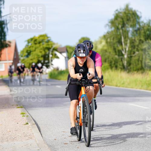 31.08.2025 - Elbe Triathlon Hamburg Michael Burmester http://msf.ph/oto/8676060 31.08.2025 10:22:32 Radfahren 612, 832, 879, 899, 939, 984, 998, 1051, 1052, 1070 meine-sportfotos.de
