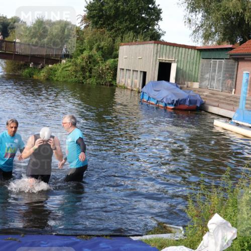 31.08.2025 - Elbe Triathlon Hamburg Luisa Fischer http://msf.ph/oto/8676076 31.08.2025 09:03:59 Schwimmen 528 meine-sportfotos.de