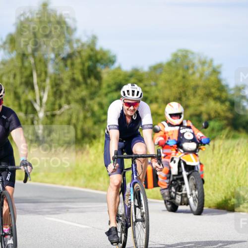 31.08.2025 - Elbe Triathlon Hamburg Michael Burmester http://msf.ph/oto/8676122 31.08.2025 10:22:50 Radfahren 805, 871, 878, 963, 1007, 1048 meine-sportfotos.de