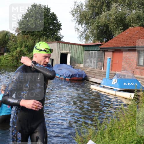 31.08.2025 - Elbe Triathlon Hamburg Luisa Fischer http://msf.ph/oto/8676129 31.08.2025 09:04:59 Schwimmen 504, 630 meine-sportfotos.de