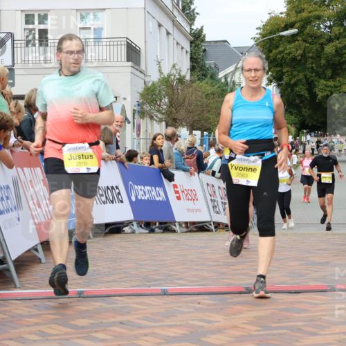 31.08.2025 - 21. Blankeneser Heldenlauf Strokosch-Dieckow http://msf.ph/oto/8676135 31.08.2025 10:34:02 Ziel 2378, 2563, 2120 meine-sportfotos.de