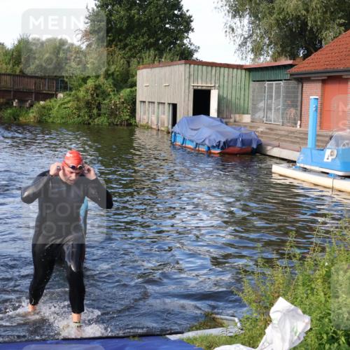31.08.2025 - Elbe Triathlon Hamburg Luisa Fischer http://msf.ph/oto/8676136 31.08.2025 09:05:07 Schwimmen 504 meine-sportfotos.de