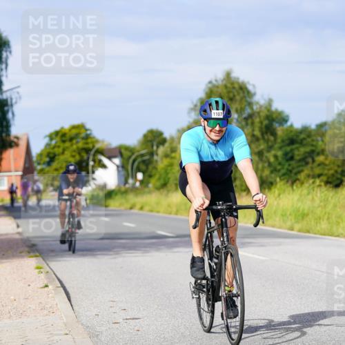 31.08.2025 - Elbe Triathlon Hamburg Michael Burmester http://msf.ph/oto/8676266 31.08.2025 10:23:20 Radfahren 922, 1016, 1056, 1086, 1088, 1107 meine-sportfotos.de