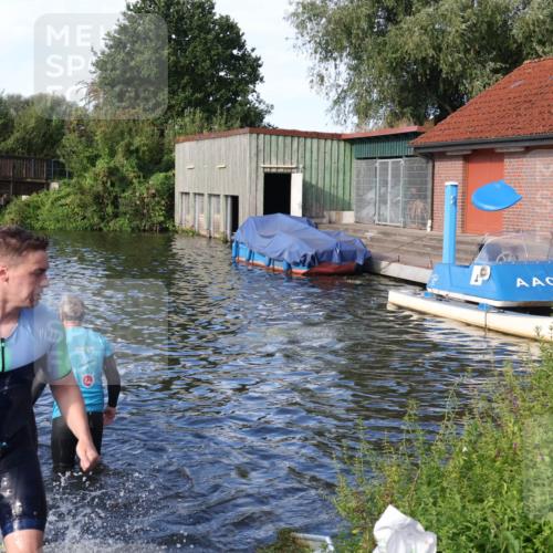 31.08.2025 - Elbe Triathlon Hamburg Luisa Fischer http://msf.ph/oto/8676312 31.08.2025 09:06:46 Schwimmen 474, 531 meine-sportfotos.de