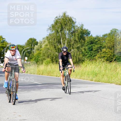 31.08.2025 - Elbe Triathlon Hamburg Michael Burmester http://msf.ph/oto/8676317 31.08.2025 10:23:31 Radfahren 399, 812, 1037, 1093 meine-sportfotos.de