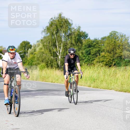 31.08.2025 - Elbe Triathlon Hamburg Michael Burmester http://msf.ph/oto/8676319 31.08.2025 10:23:31 Radfahren 399, 812, 1037, 1093 meine-sportfotos.de