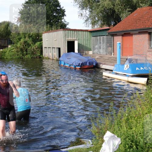 31.08.2025 - Elbe Triathlon Hamburg Luisa Fischer http://msf.ph/oto/8676329 31.08.2025 09:06:59 Schwimmen 391, 508, 526 meine-sportfotos.de